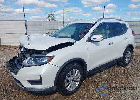 2017 Nissan Rogue Sv z USA, uszkodzony, nr VIN KNMAT2MTXHP558808